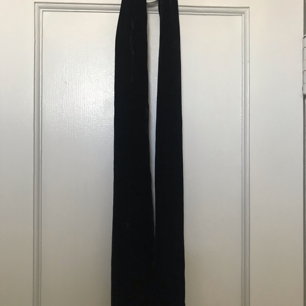 kenneth cole new york reaction velvet scarf
